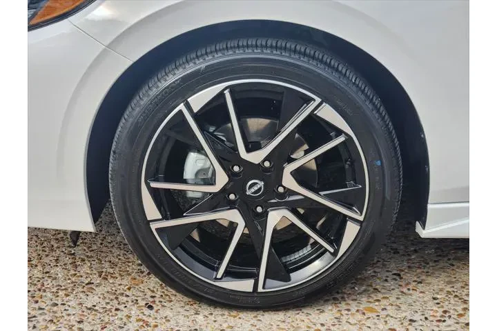 $21900 : Nissan Sentra 2025 SR 4dr Se image 10