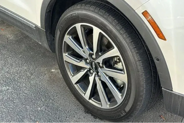 $24995 : Lincoln MKC 2019 AWD Reserve image 6