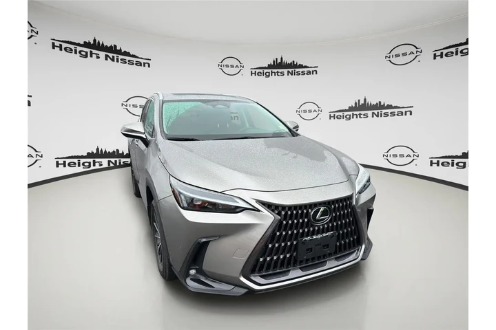 $33990 : Lexus NX 350 2022 AWD 4dr Cr image 8