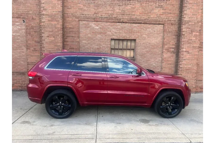 $12000 : 2015 Grand Cherokee Altitude image 10