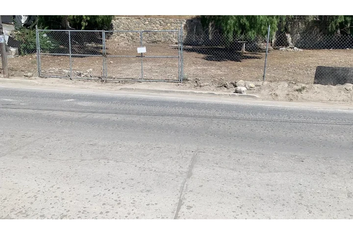 $1300 : Se Renta Terreno En Tijuana image 7