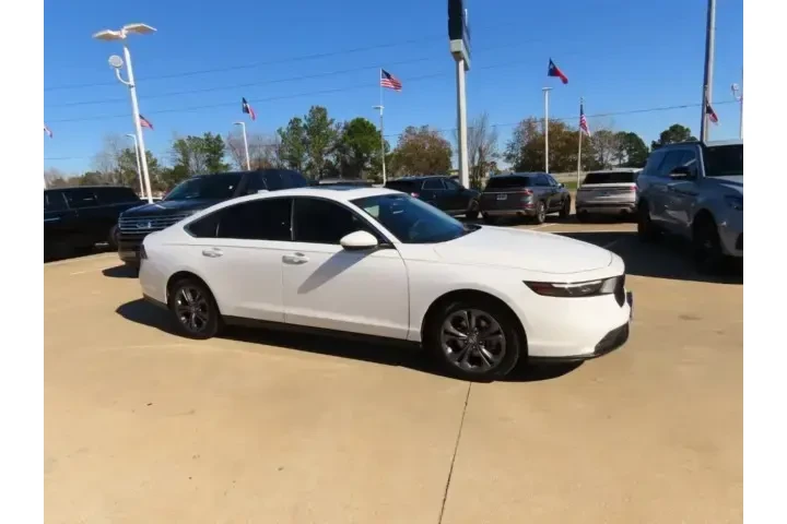 $25911 : Honda Accord 2023 EX 4dr Sed image 6