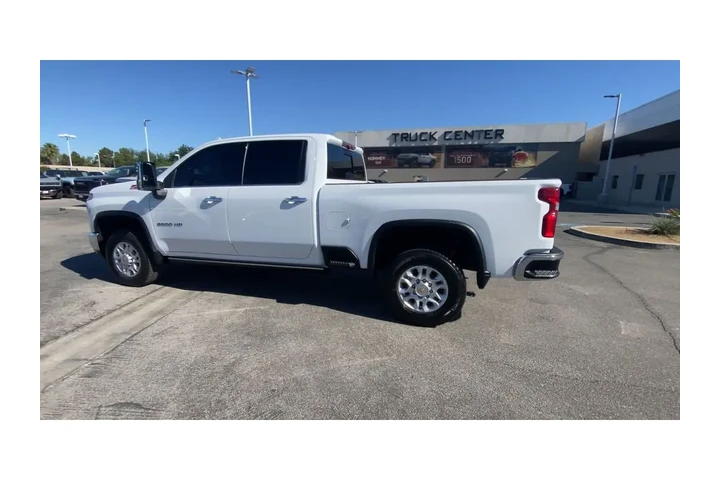 $73887 : 2024 Silverado 2500 HD image 5