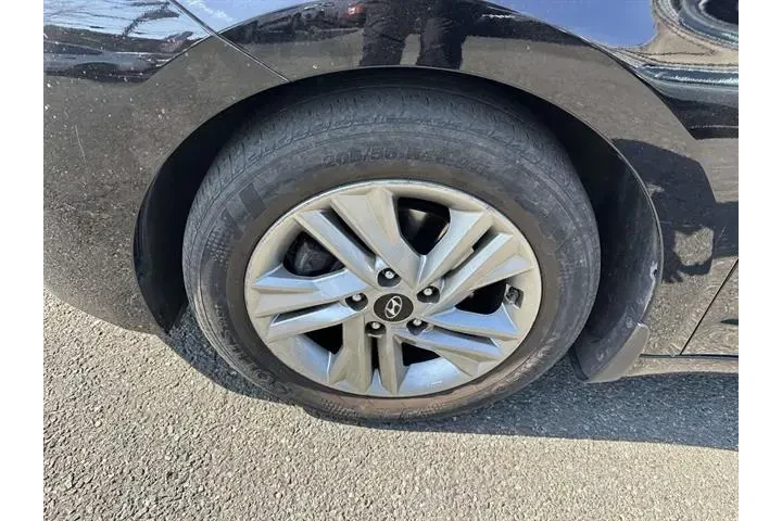 $15499 : Hyundai ELANTRA 2020 SEL 4dr image 4