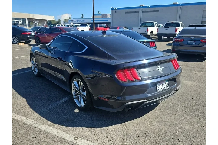 $18000 : Ford Mustang 2021 EcoBoost P image 6