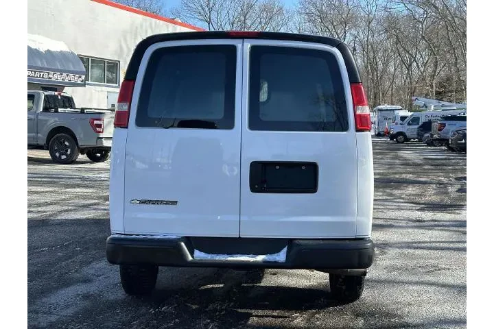 $20200 : Chevrolet Express 2019 2500 image 7