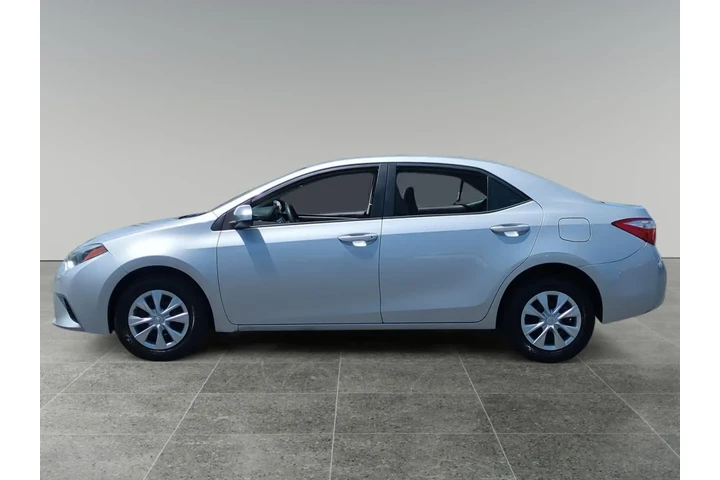$20970 : Toyota Corolla 2016 image 2