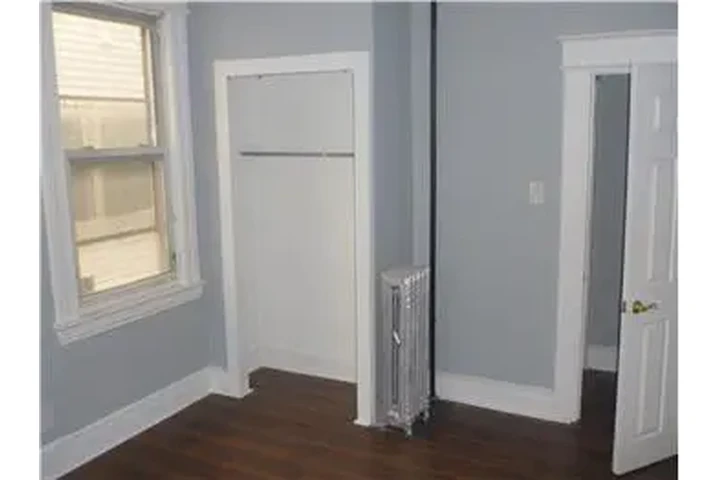 $2300 : Rental property with 2 bedro image 5