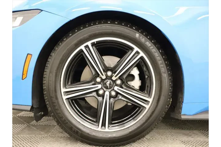 $24294 : Ford Mustang 2024 EcoBoost 2 image 7