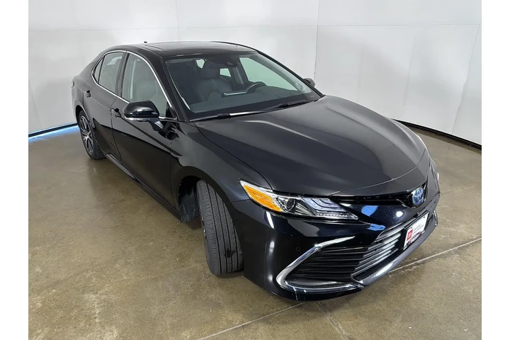 $31295 : Gold Certified 2024 Camry Hyb image 7