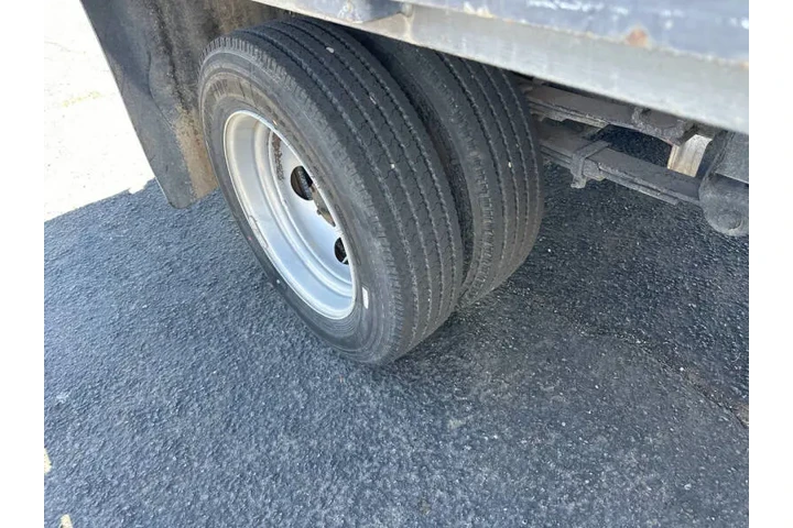 1999 C/K 3500 Series image 9