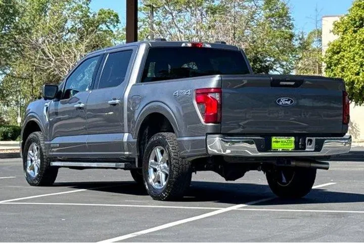 $37879 : Ford F-150 2024 4x4 XLT 4dr image 3