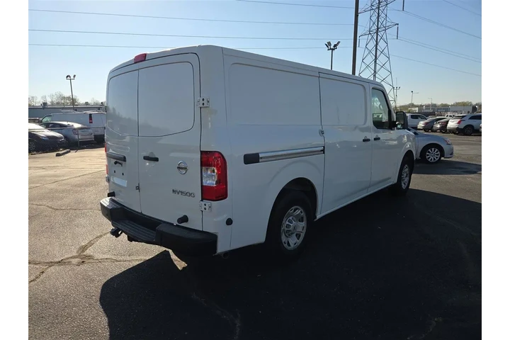 $14995 : 2017 NV Cargo 1500 SV image 5