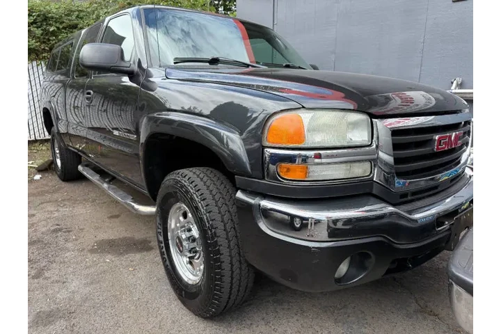 $15995 : 2004 GMC Sierra 2500HD SLT image 4