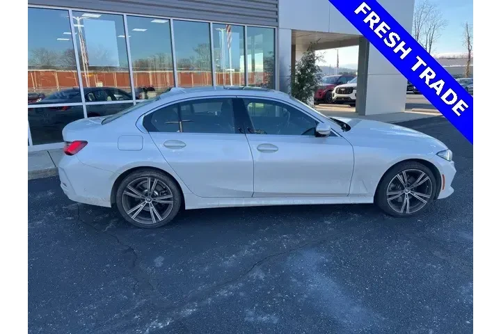 $36990 : BMW 3 Series 2024 AWD 330i x image 8