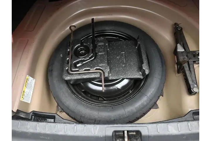 $13919 : Toyota Corolla 2017 L 4dr Se image 2