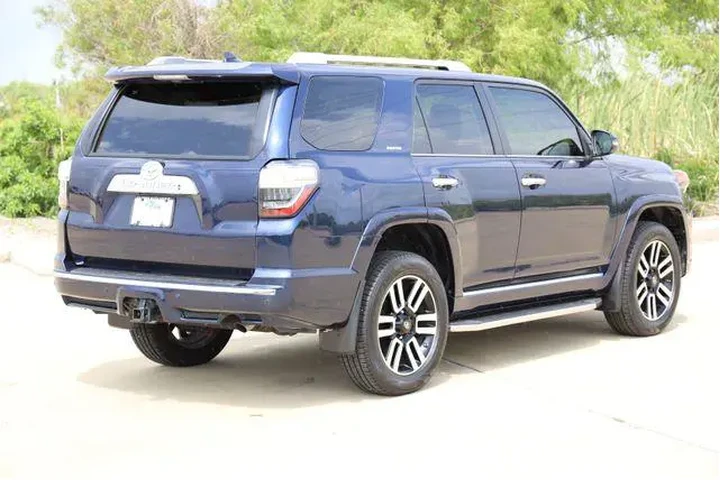 $35676 : Toyota 4Runner 2019 4x4 SR5 image 8