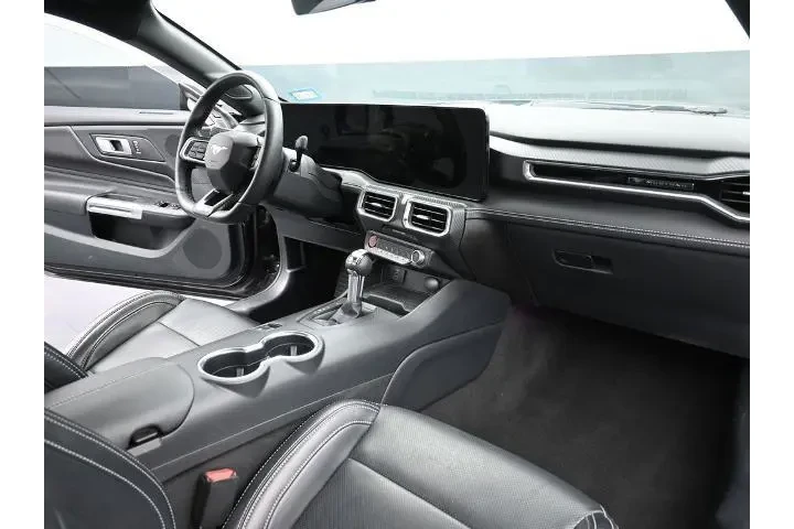 $29993 : Ford Mustang 2024 EcoBoost P image 10