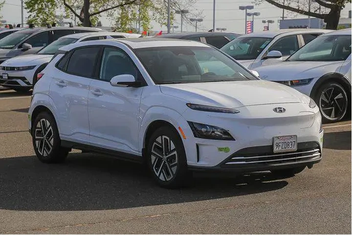 $17991 : Hyundai KONA Electric 2023 S image 6