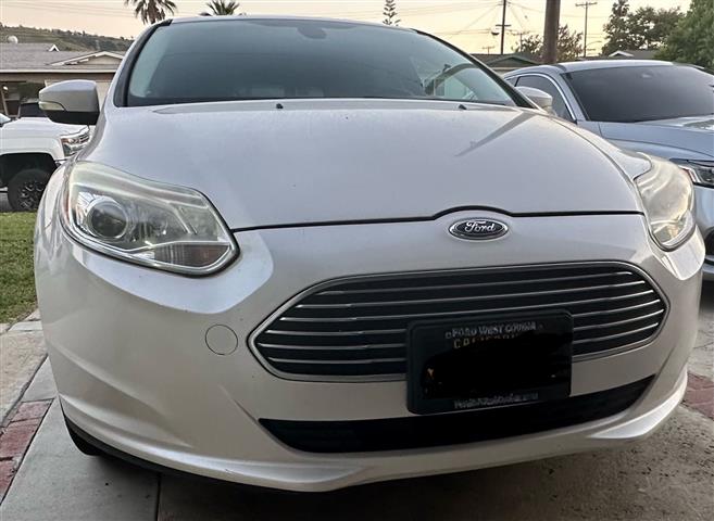 $6000 : 2012 Ford Focus Electric image 1