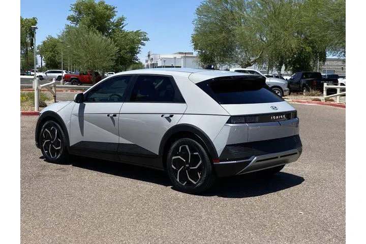 $25990 : Hyundai IONIQ 5 2024 SEL 4dr image 5