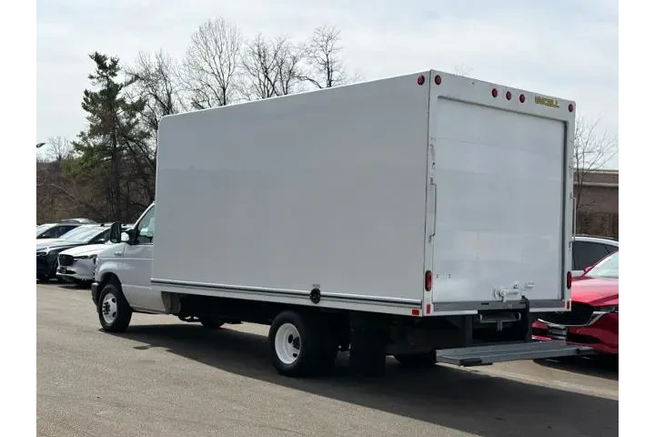 $40000 : Ford E-Series 2024 E-350 SD image 7