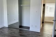 $1900 : 2-Bed 2-Bath Apartment thumbnail