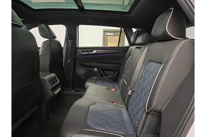 $36625 : Volkswagen Atlas Cross Sport image 10