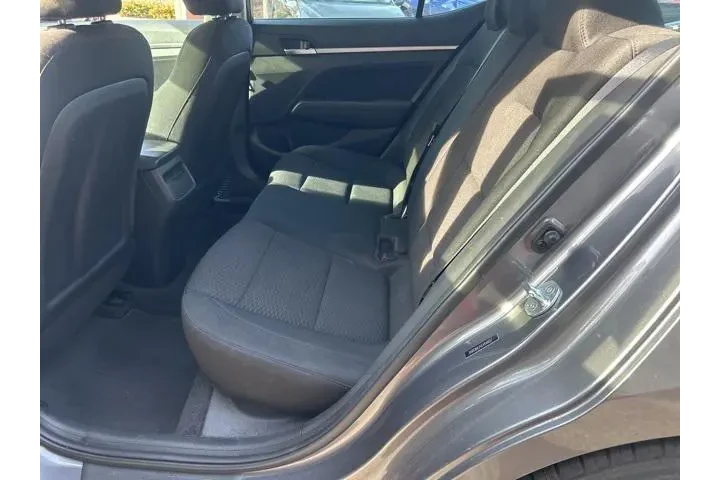 $11860 : Hyundai ELANTRA 2020 Value E image 6