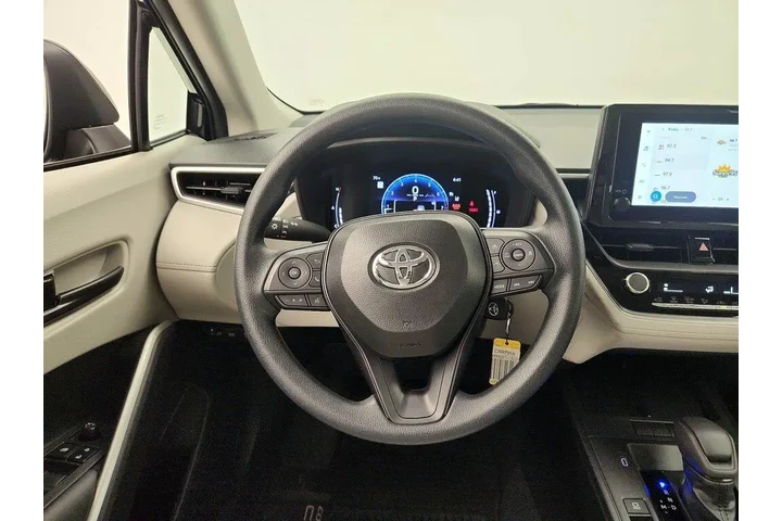 $26998 : Toyota Corolla Cross 2026 L image 10