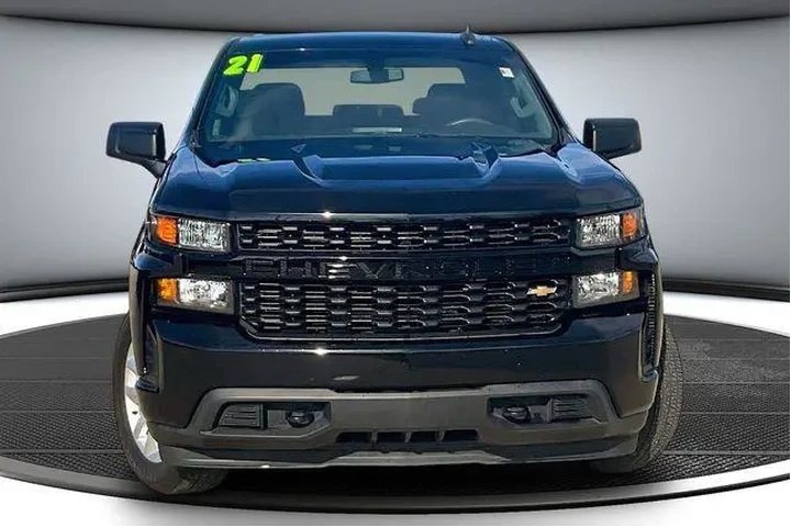 $25500 : Chevrolet Silverado 1500 202 image 2