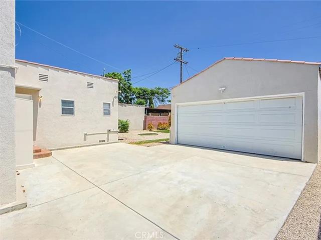 $2700 : Beautifully Updated Home image 5