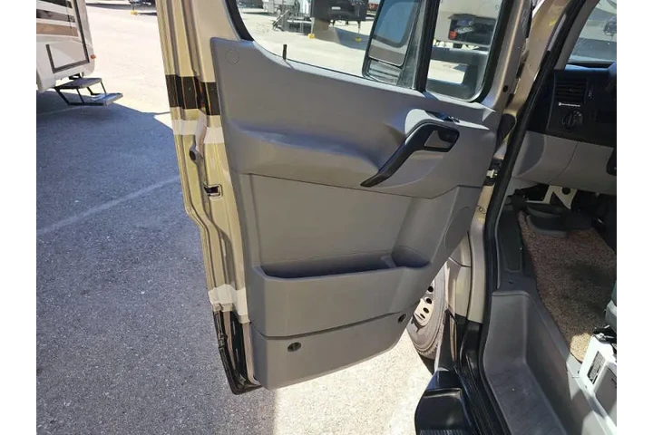 $69999 : 2015 Forest River Forester 24 image 10