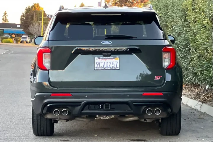 $36998 : Ford Explorer 2022 AWD ST 4d image 8