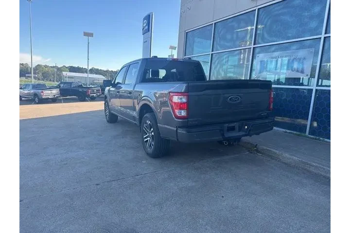 $30988 : Ford F-150 2022 4x2 XL 4dr S image 7