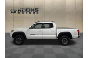 $24500 : Toyota Tacoma 2017 4x4 TRD P thumbnail