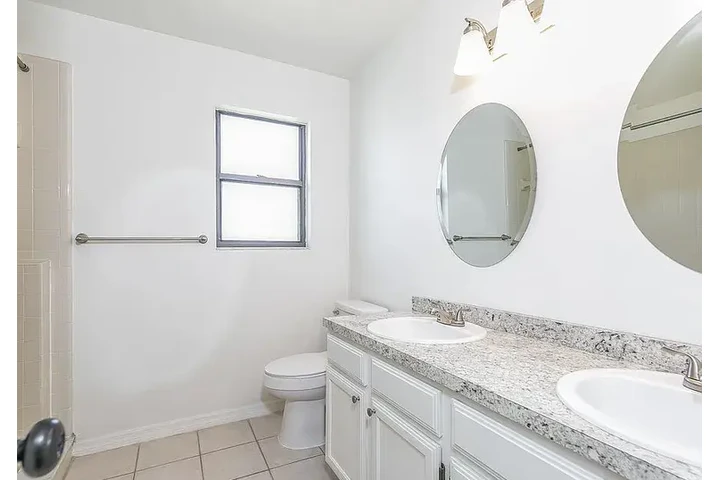 $1450 : HOUSE FOR RENT IN ORLANDO FL image 9