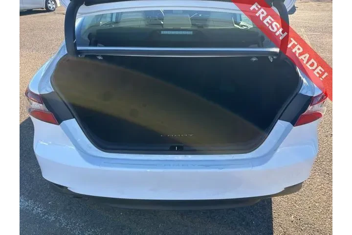 $27874 : Toyota Camry Hybrid 2024 LE image 6