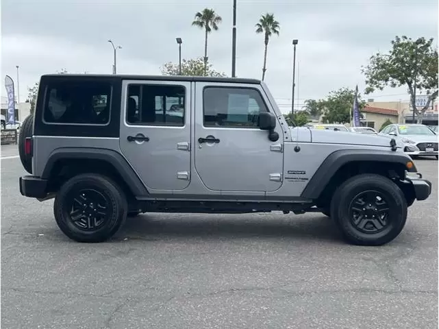 2018 Jeep Wrangler Unlimited S image 1