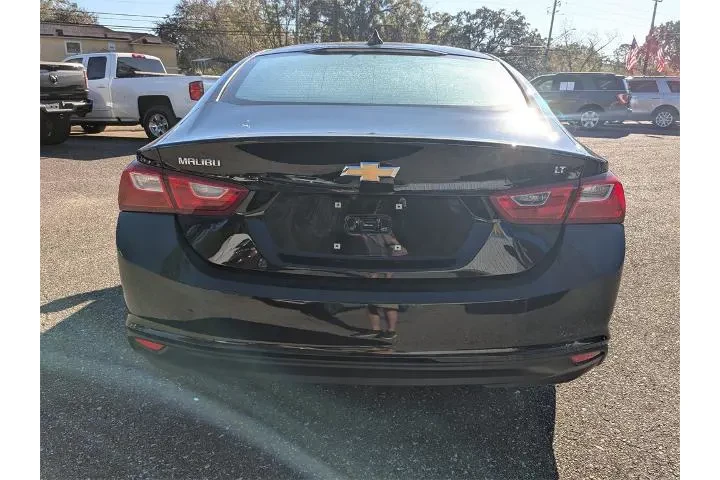 $15800 : Chevrolet Malibu 2023 LT 4dr image 5