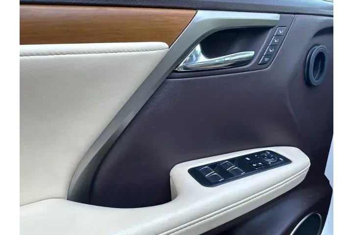 $28945 : Lexus RX 350 2020 4dr SUV image 10