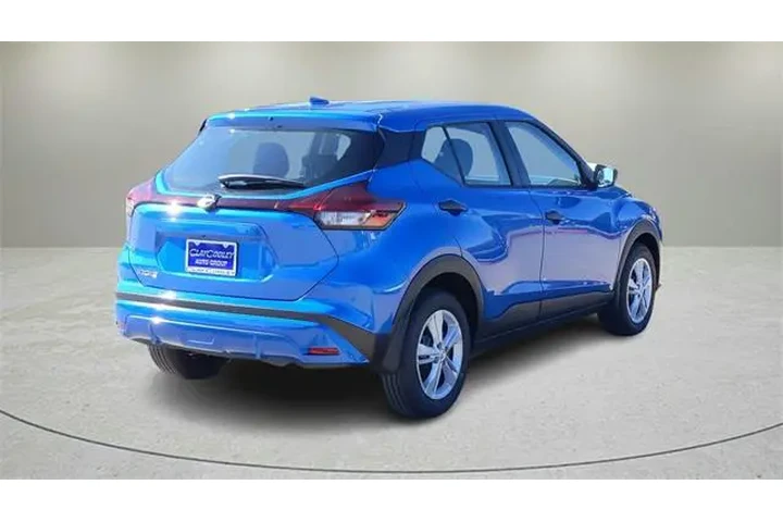$18989 : Nissan Kicks Play 2025 S 4dr image 7