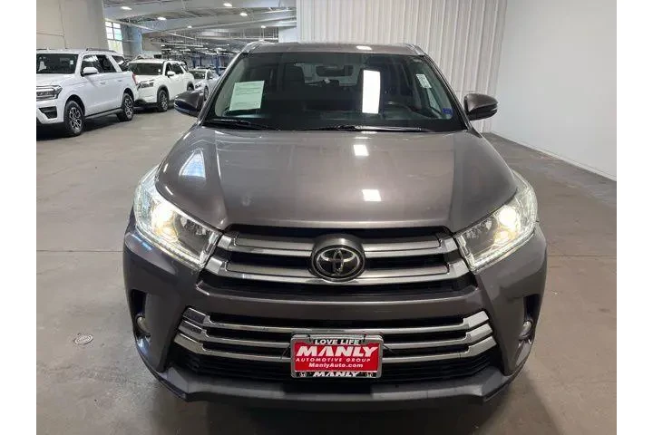 $27436 : Toyota Highlander 2018 image 8