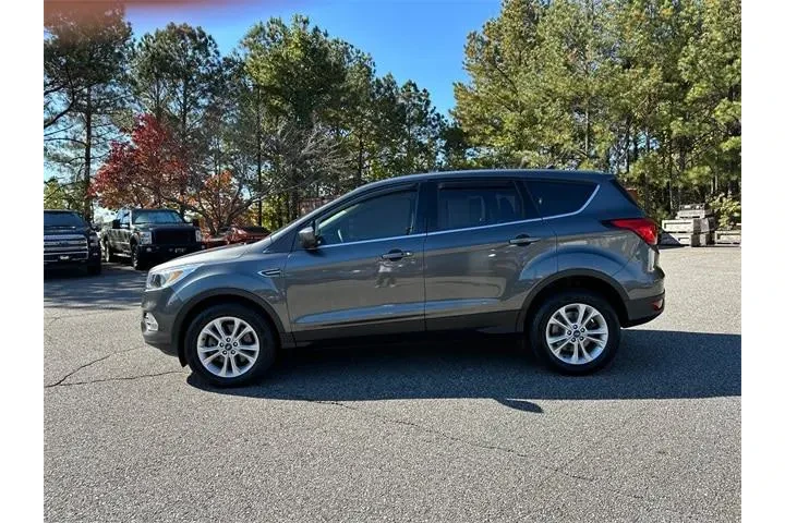 $17448 : Ford Escape 2019 AWD SE 4dr image 4