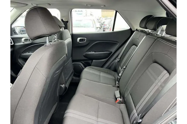 $20989 : Hyundai KONA 2023 AWD SEL 4d image 10