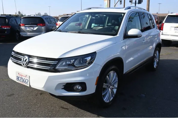$8998 : 2016 Tiguan 2.0T SE image 5