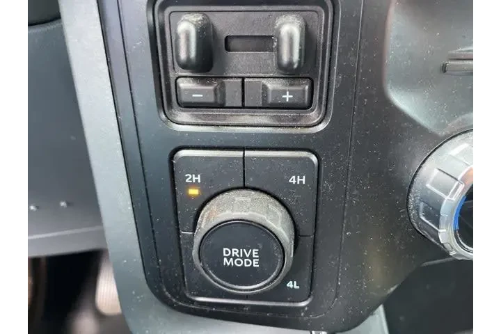 $31722 : Ford F-150 2021 4x4 XLT 4dr image 10