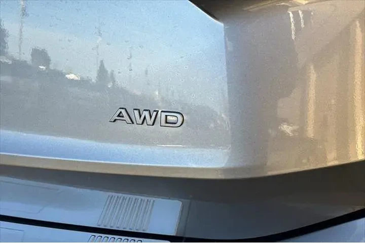 $24990 : Nissan Rogue 2025 AWD SV 4dr image 6