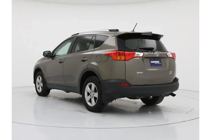 $19998 : Toyota RAV4 2015 AWD XLE 4dr image 2
