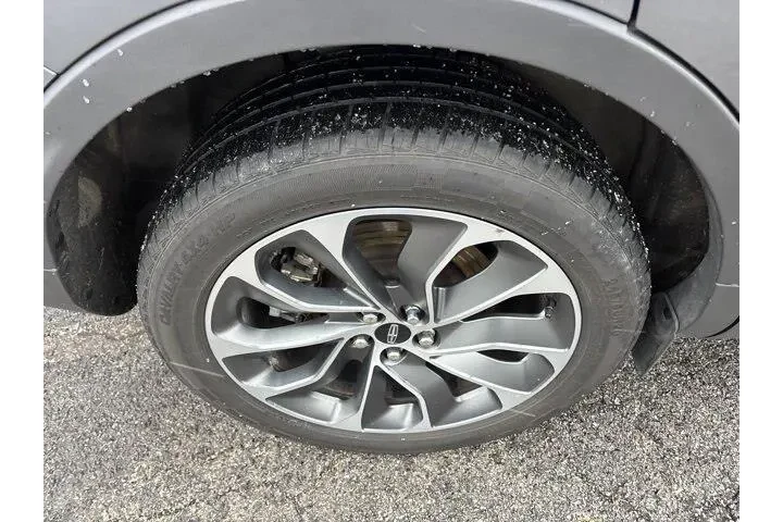 $31485 : Lincoln Nautilus 2023 AWD Re image 10